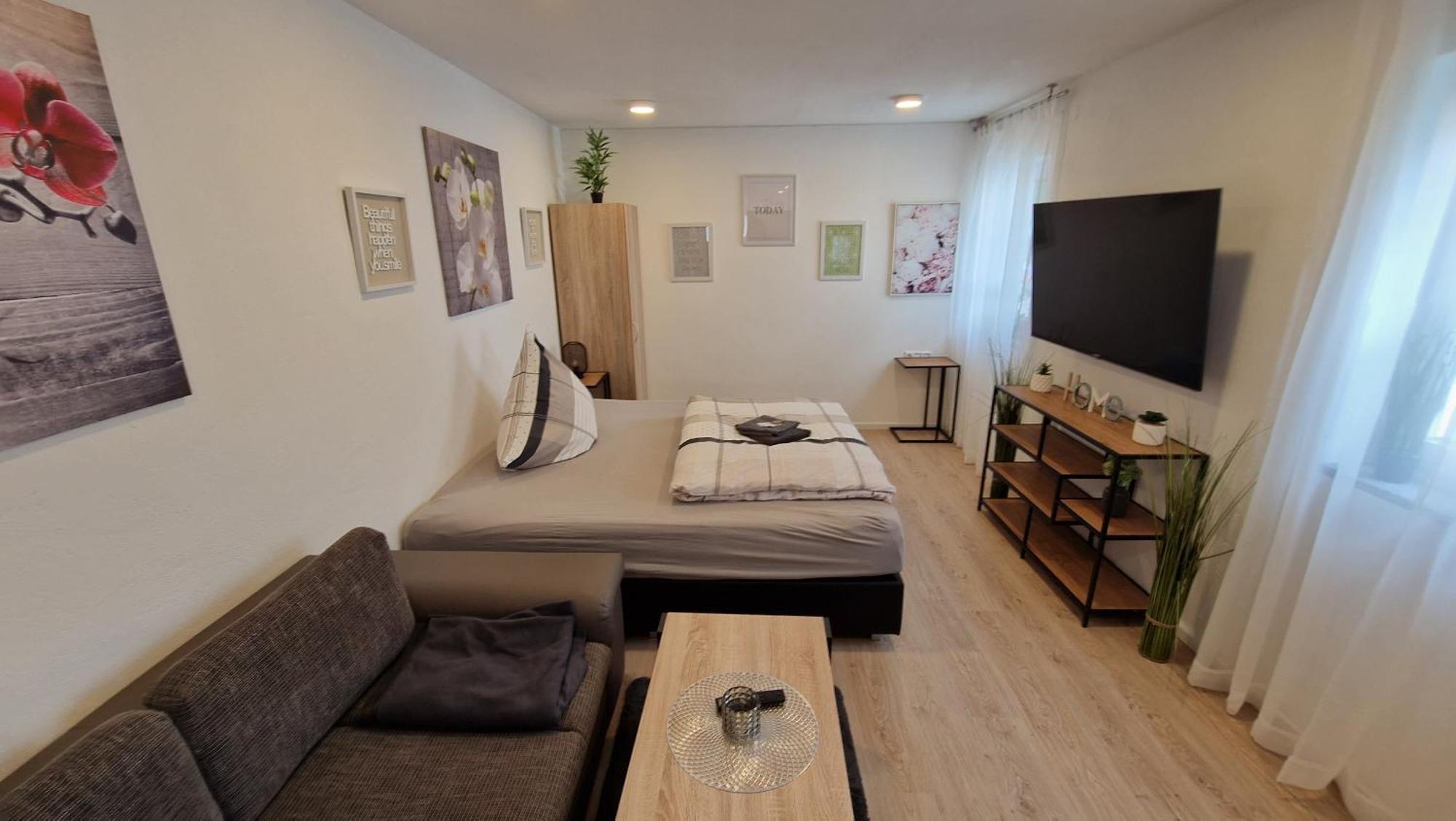 Appartment-Ferienwohnung Mit Kueche, Bad, Kostenlos Wlan, Modern Eingerichtet Roding Phòng bức ảnh