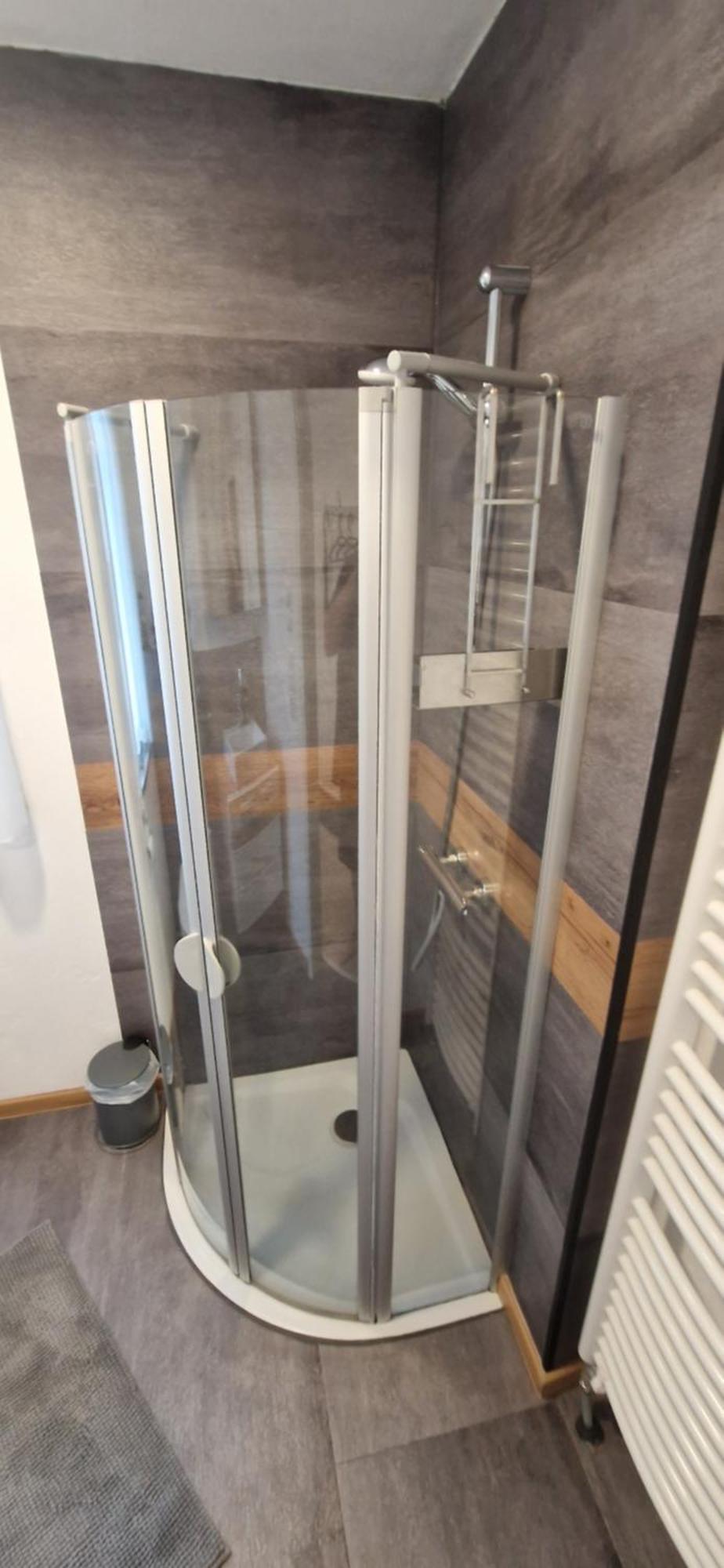 Appartment-Ferienwohnung Mit Kueche, Bad, Kostenlos Wlan, Modern Eingerichtet Roding Ngoại thất bức ảnh